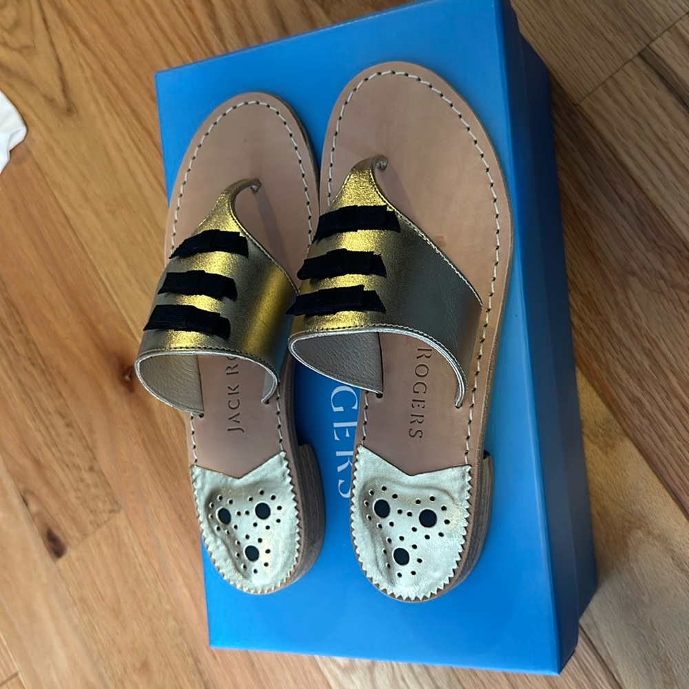 JACK ROGERS Macie Bow Flat Sandel size 6